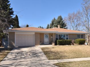 3333 S 90th St, Milwaukee, WI 53227