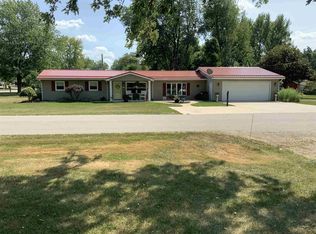 2131 W Candy Ln, Kendallville, IN 46755
