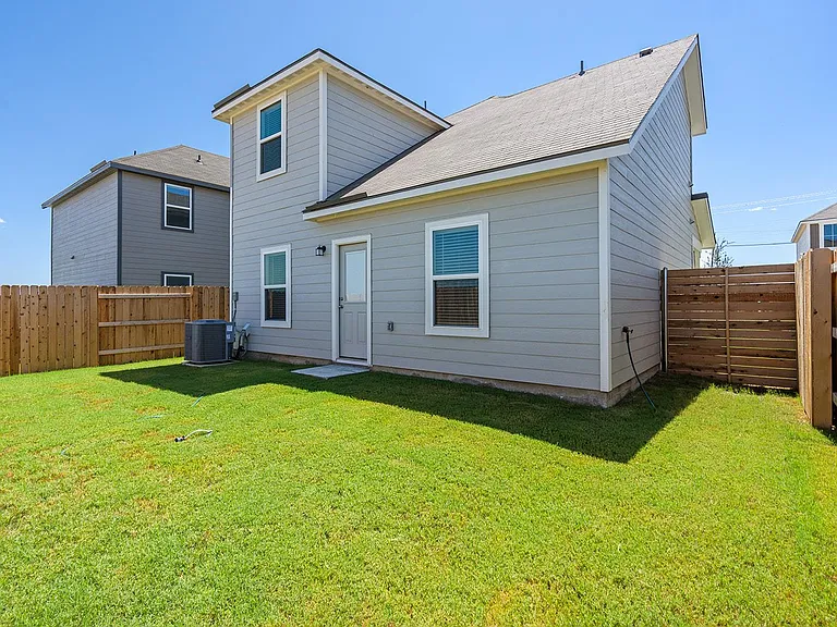 309 Carmel Canyon Trl — Photo 8