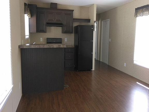 3rd image of 4707 Green Grass Pl