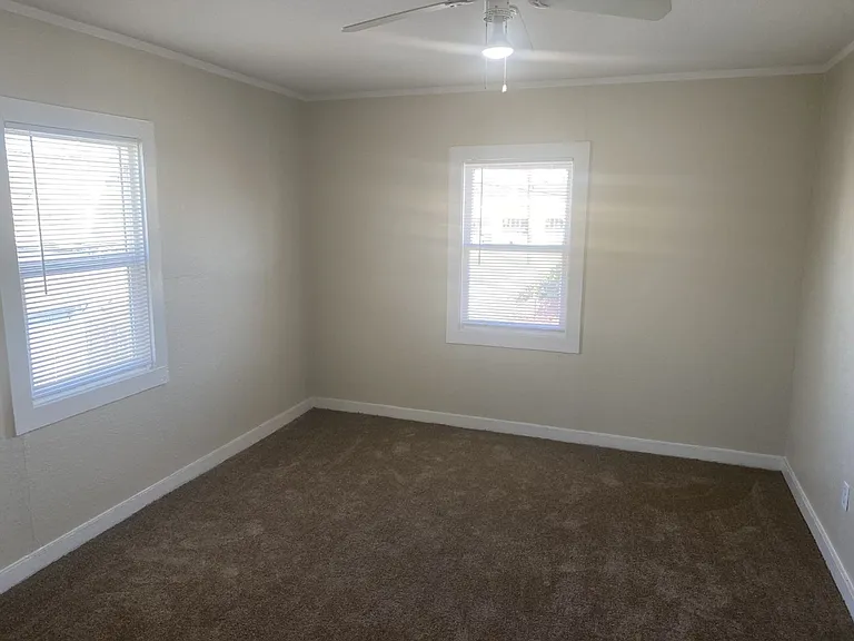 Lovely 2 Bedroom, 1 Bathroom Unit in Vallejo! — Photo 7
