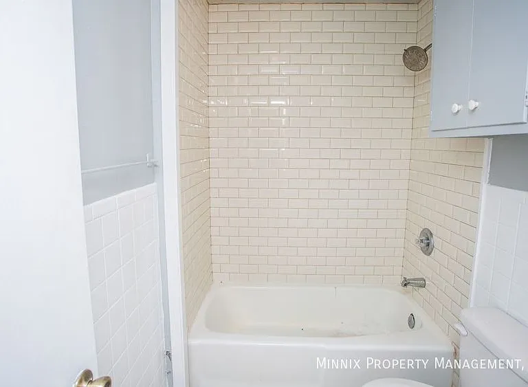 3104 Avenue N — Photo 6
