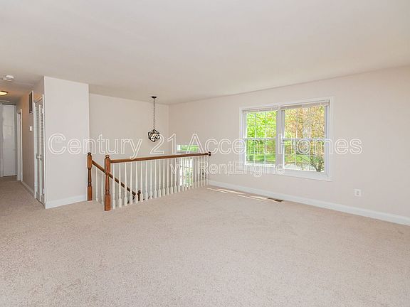 4th image of 649 Alabama Dr