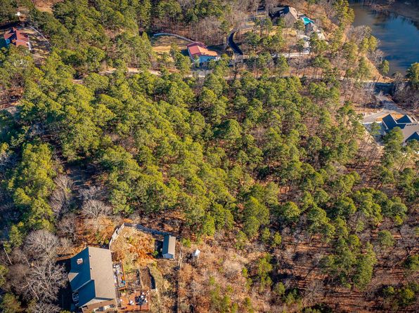 1698 Golden Pond Dr, Little Rock, AR 72223