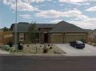 560 Whitehorse Ave, Sun Valley, NV 89433