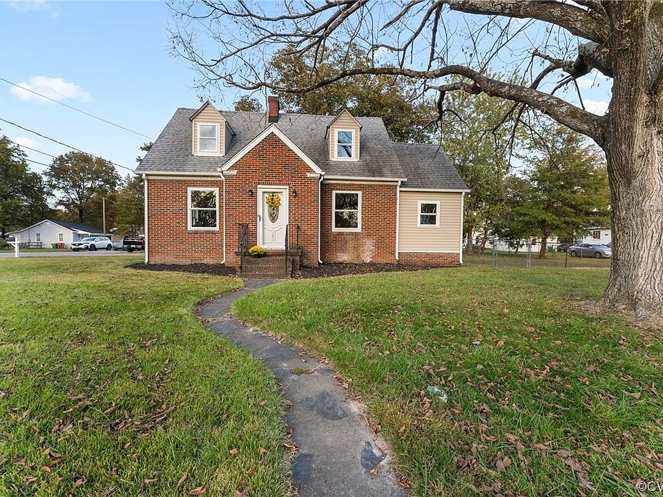 1st image of 1501 Blackstone Ave