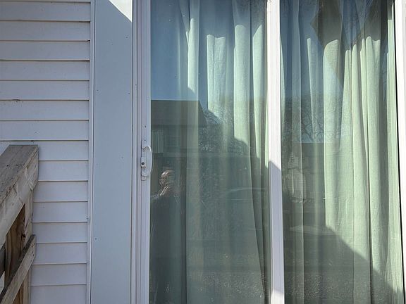 5th image of 4341 S 8th St