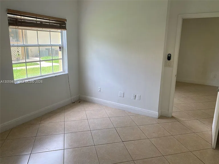 18330 NW 68th Ave #G — Photo 8