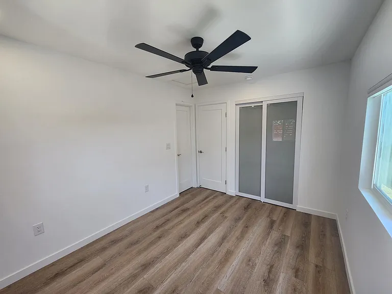 328 Edgehill Ln #2 — Photo 11