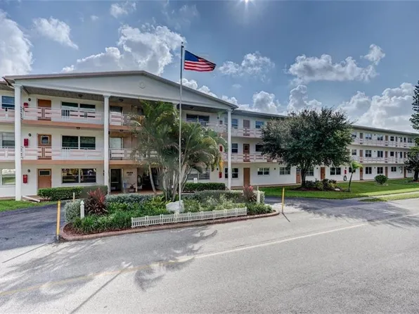 6015 19th St N APT 115, Saint Petersburg, FL 33714