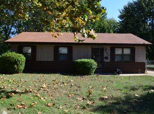 733 Saint Nicholas Dr, Cahokia, IL 62206
