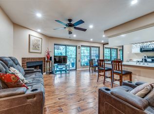 2505 Wedglea Dr APT 202, Dallas, TX 75211