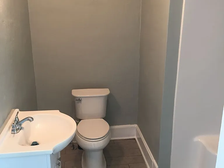 18 Sirrine St — Photo 21