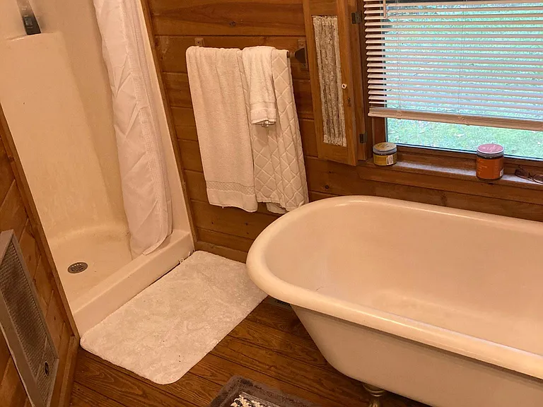 4700 Mount Vernon Rd — Photo 9