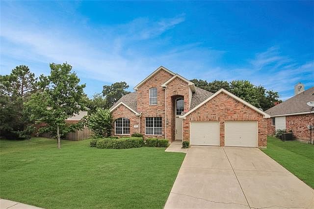 1st image of 2225 Great Bear Ln