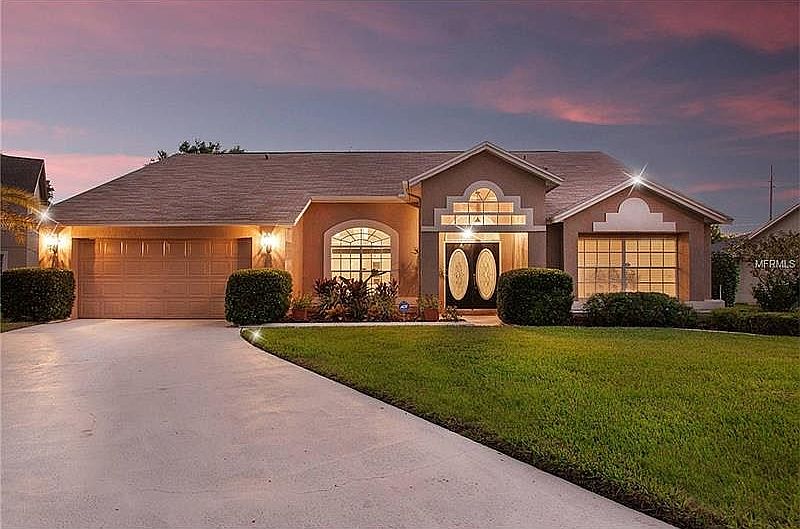 2nd image of 1004 Shinnecock Hills Dr