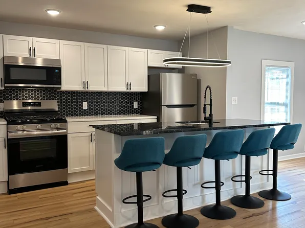 408 E Laurel St APT 2, Syracuse, NY 13203