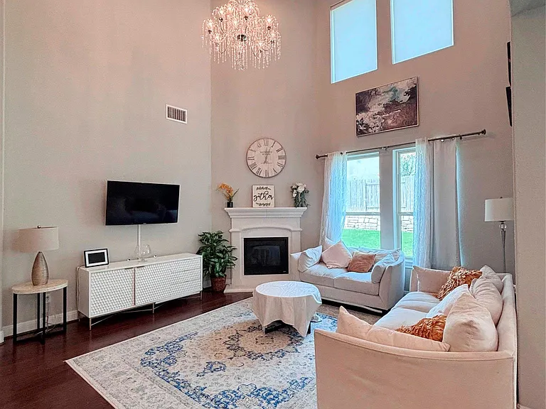 5408 La Canada Way — Photo 9