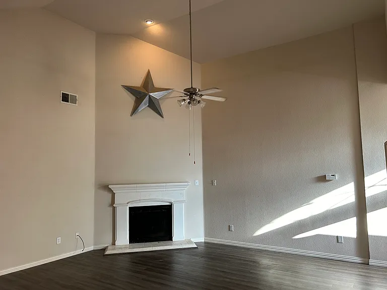 12608 Clarksburg Trl — Photo 23