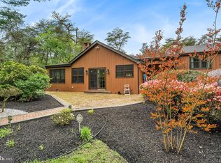 37 N Riding Dr, Cherry Hill, NJ 08003