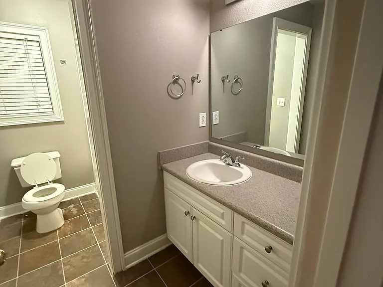 807 W Longleaf Dr — Photo 5