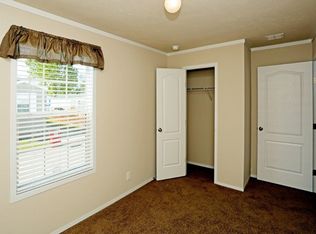 1415 Fisk Rd #196, White Lake, MI 48386