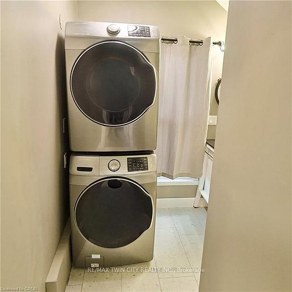 Woodstock Apartment for rent - 1 Bedroom — photo 11