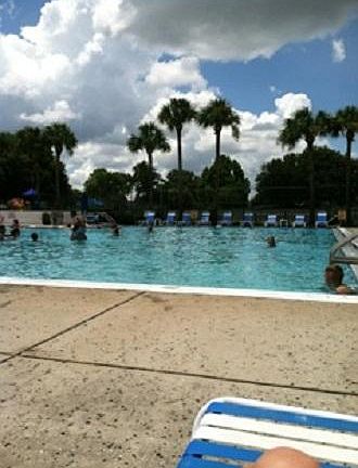 Gorgeous community pool.