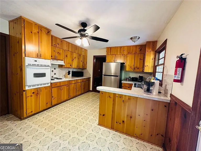 6441 Dunmoor Dr — Photo 11
