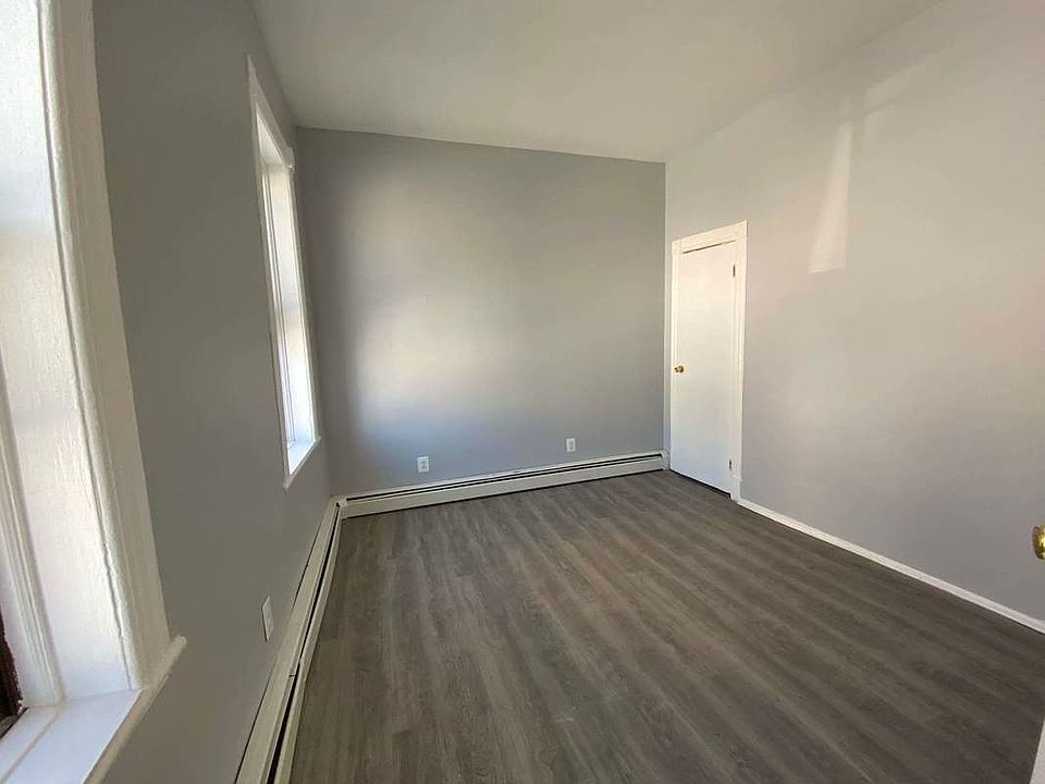 1st image of 268 14th St #1A