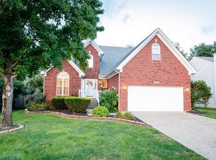 4111 Gaudet Rd, Jeffersontown, KY 40299