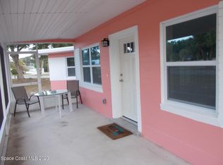 3755 Lakeview Dr, Micco, FL 32976