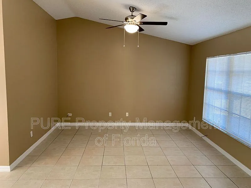 2 bed, 2.0 bath, 1036 sqft, $1,350 — Photo 3
