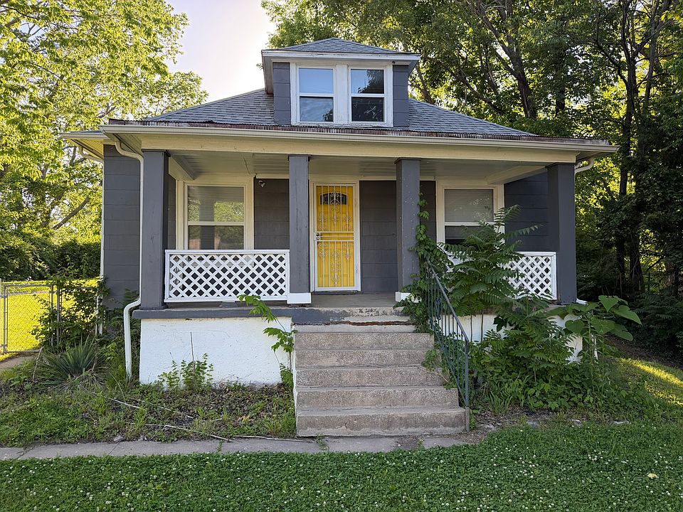 1st image of 104 N Evanston Ave