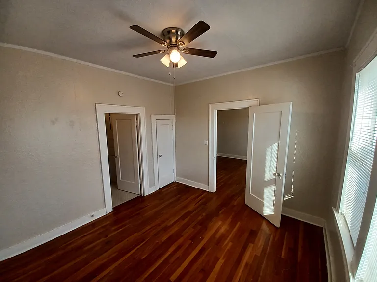 127 W Magnolia Ave #4 — Photo 9