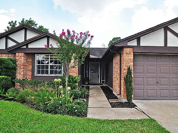 4th image of 2303 Gunston Ct