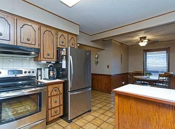 5th image of 10 Blenheim Dr