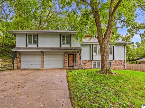 1113 S 16th Ave, Blair, NE 68008