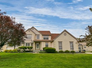 6074 Castlebury Blvd, Hilliard, OH 43026