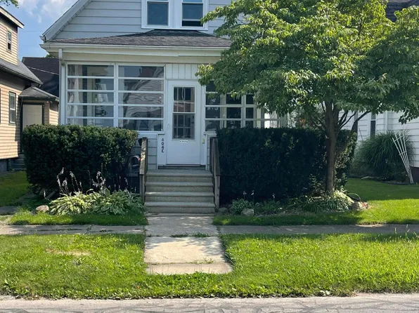 404 Jefferson Ave, La Porte, IN 46350