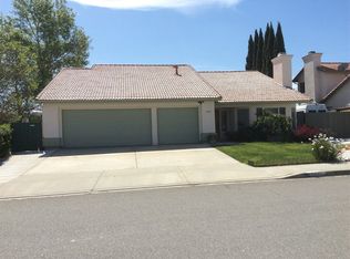 5025 Sunmeadow Rd, Oceanside, CA 92056