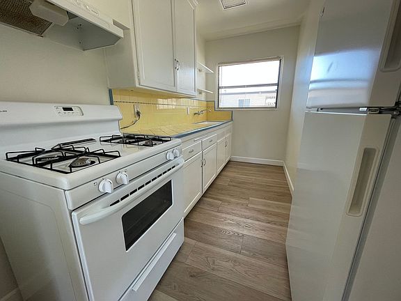 2nd image of 1518-1540 Rosecrans St #3015-3025