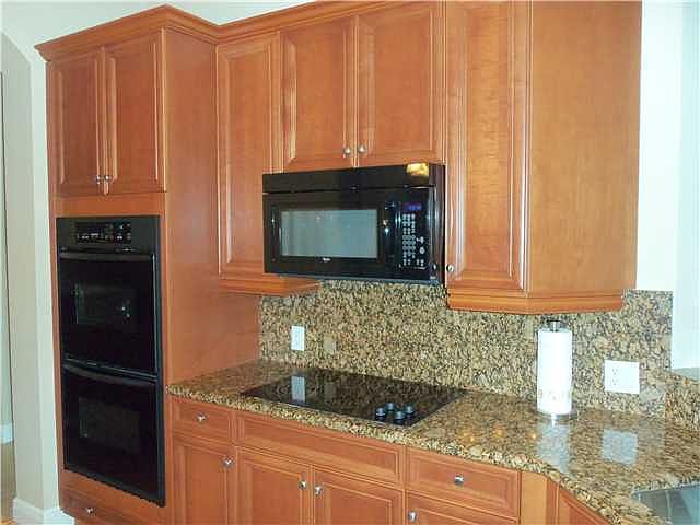 1st image of 8140 Woodslanding Trail