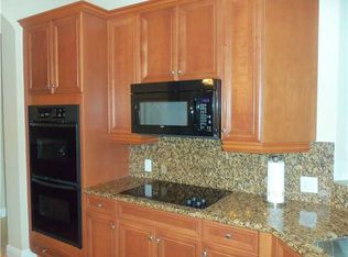 8140 Woodslanding Trl, West Palm Beach, FL 33414
