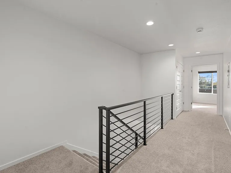 1689 S West Temple St — Photo 15