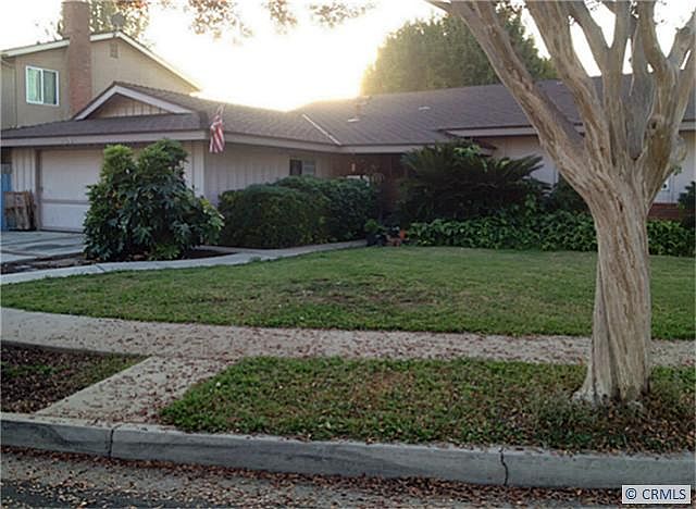 2nd image of 2139 Mignon Way
