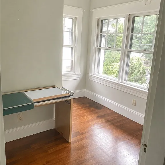 59 Rowe St #2 — Photo 8