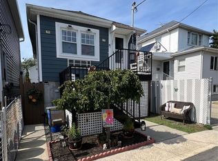 10219 164th Ave, Jamaica, NY 11414