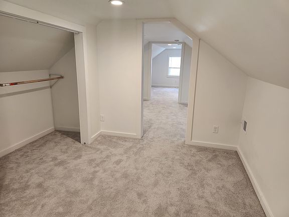 4th image of 548 E Dale Ave