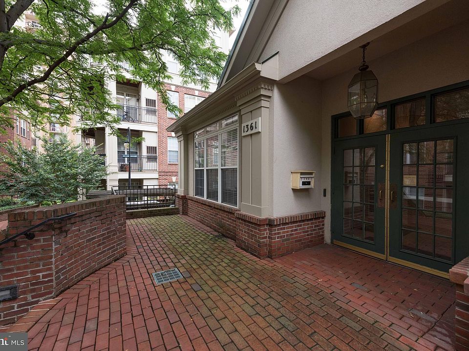 1st image of 1321 N Adams Ct APT 404